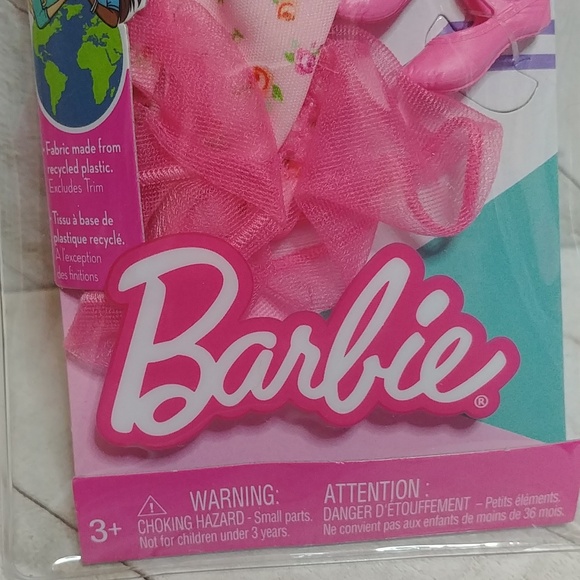 NWT Barbie Ballerina Clothing w. Point Shoes and Flowers - Picture 3 of 4